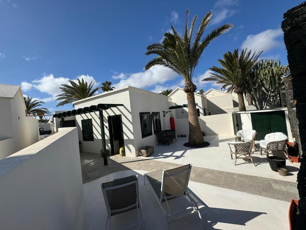 Luxury Bungalow Playa Roca Costa Teguise Εξωτερικό φωτογραφία